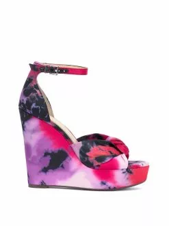 Camuto Tyssie Wedge Platform Sandal In Pink Tie-Dye