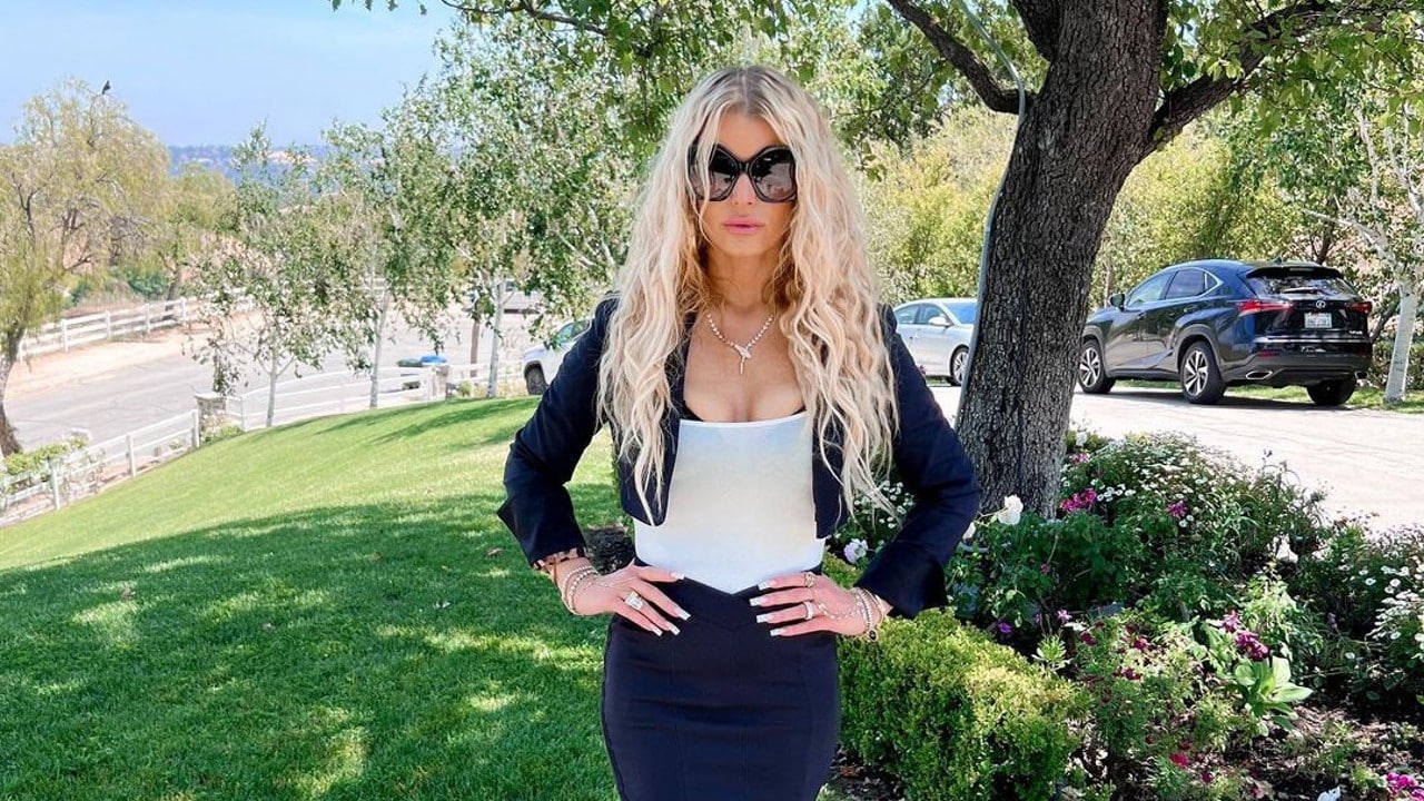 Jessica Simpson Sales 2023 -Jessica Simpson Sales 2023 jessica simpson instagram photo 1